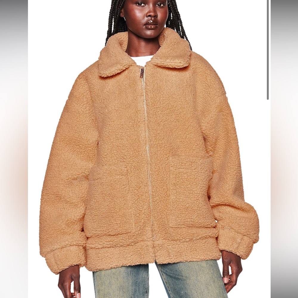 I Am Gia Pixie Sherpa Coat Tan